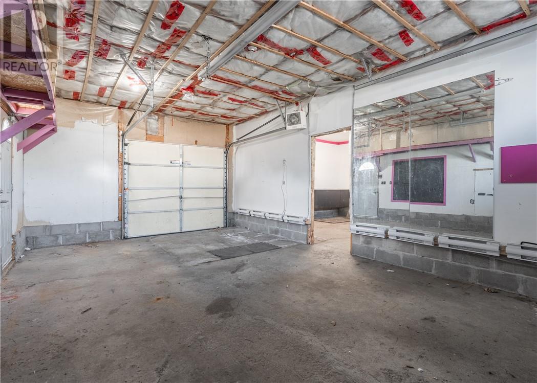 4595 St. Therese Street - 27