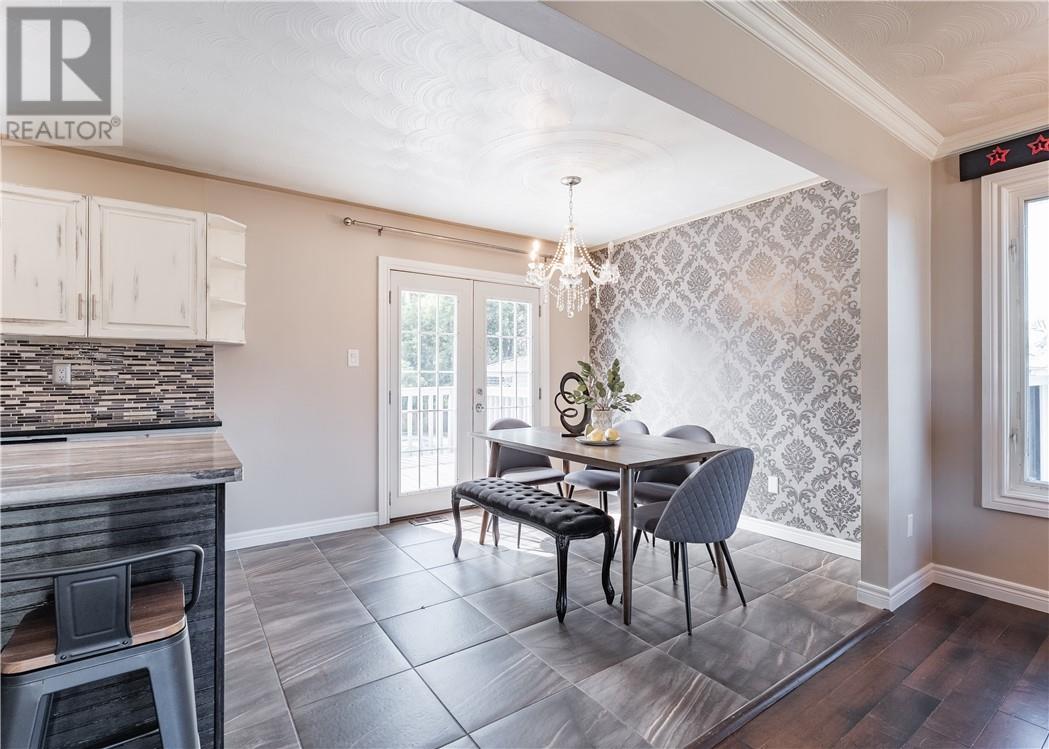 4595 St. Therese Street - 6