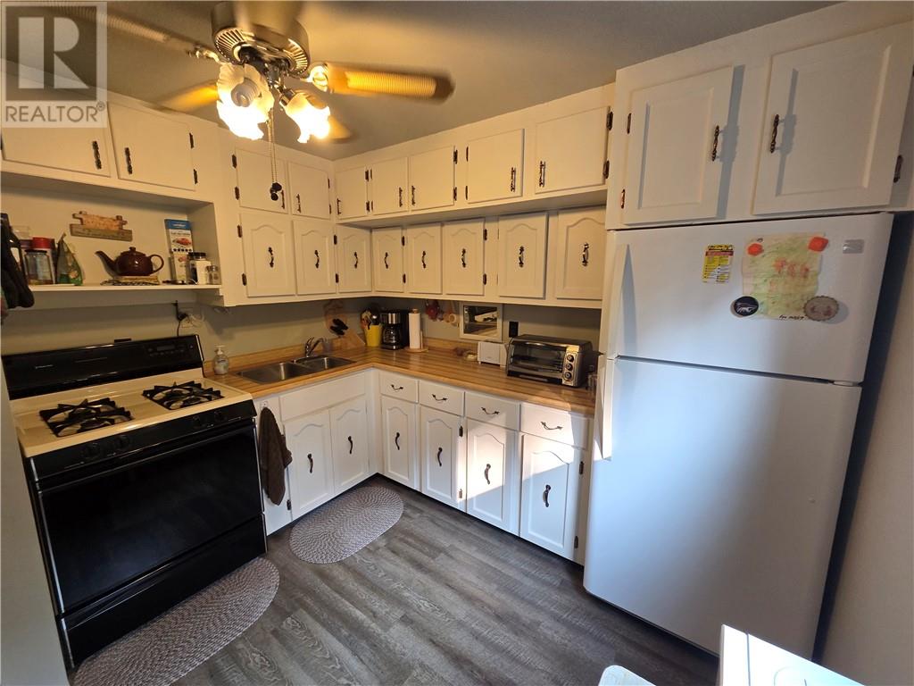 Lot 50 & 51 Lake Street - Image 13