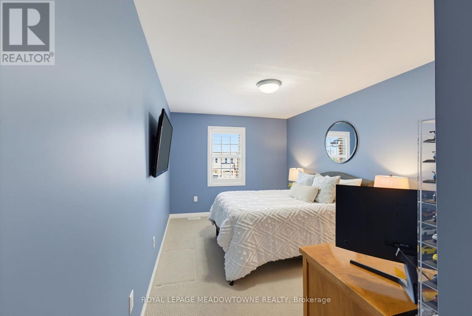 779 BANKS CRESCENT - Image 17