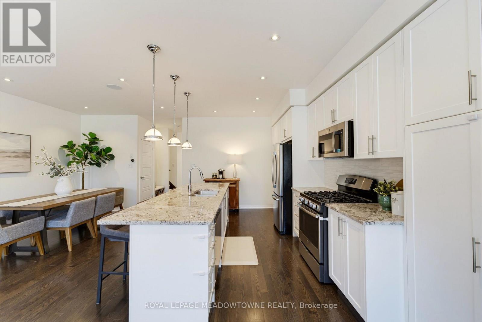 779 BANKS CRESCENT - Image 6
