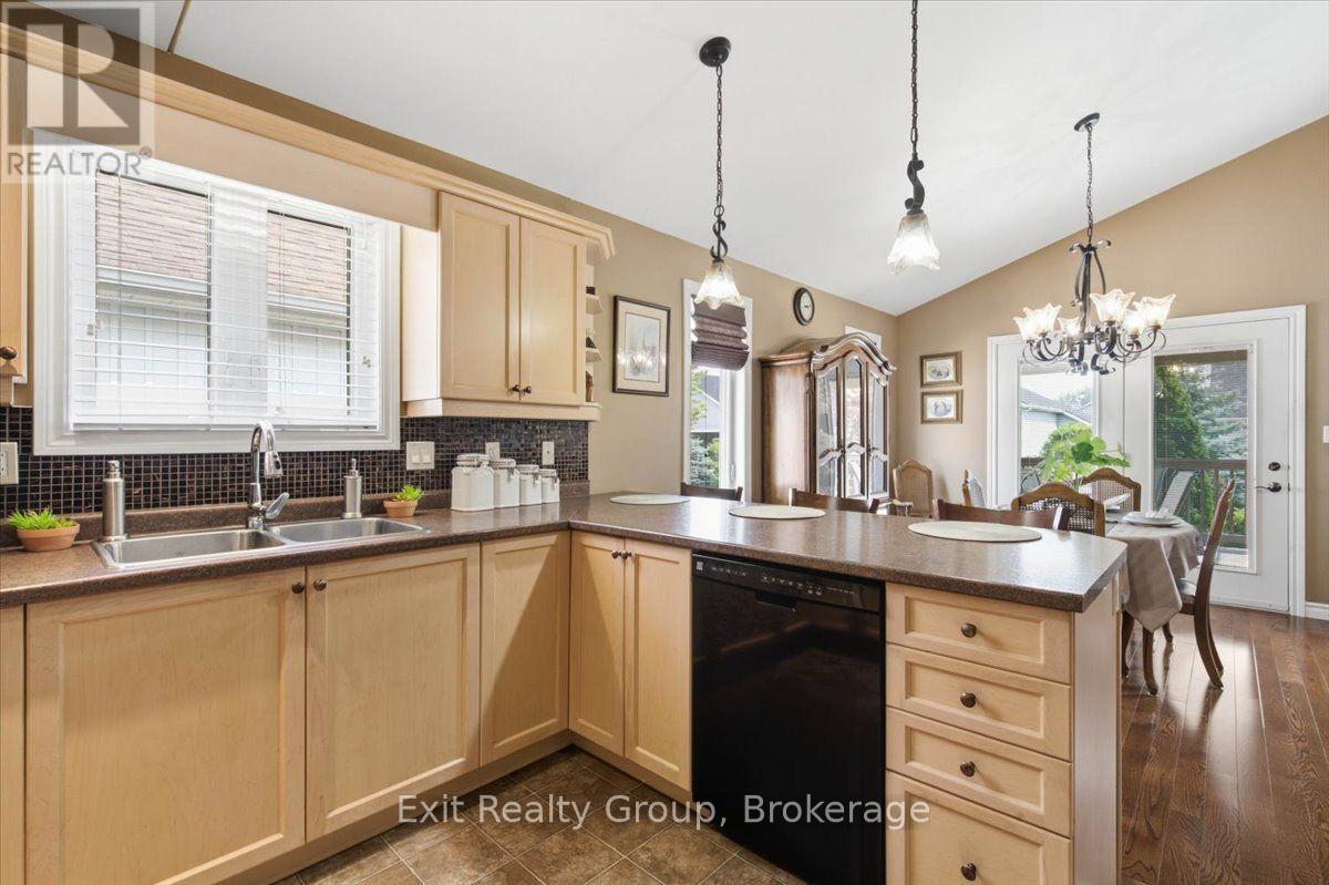 267 RAGLAN STREET - 15