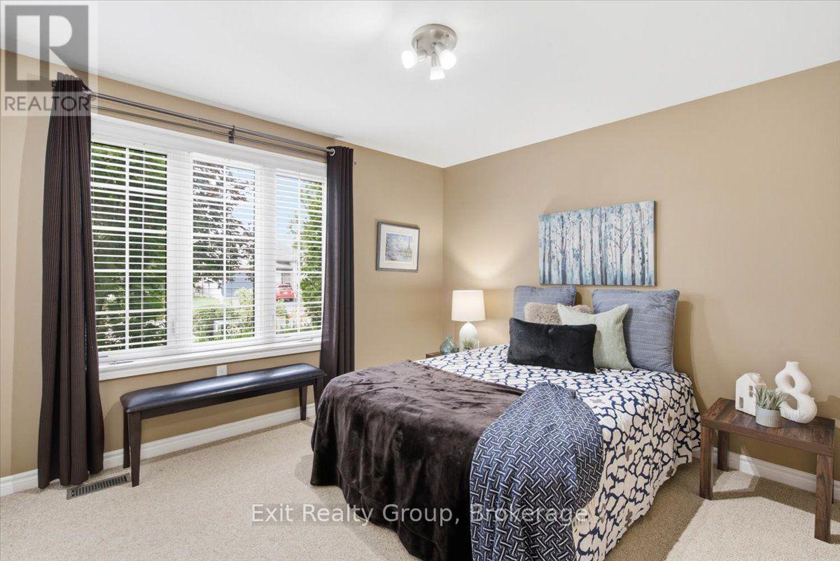 267 RAGLAN STREET - 21
