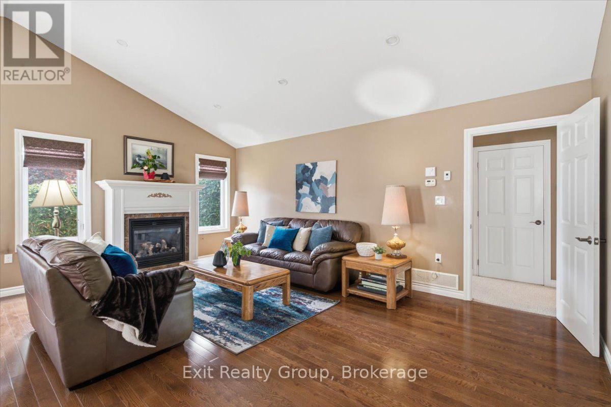 267 RAGLAN STREET - 10
