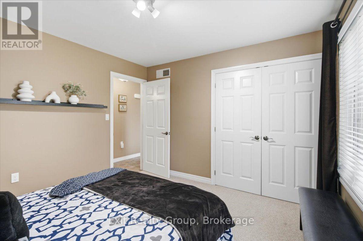 267 RAGLAN STREET - 23