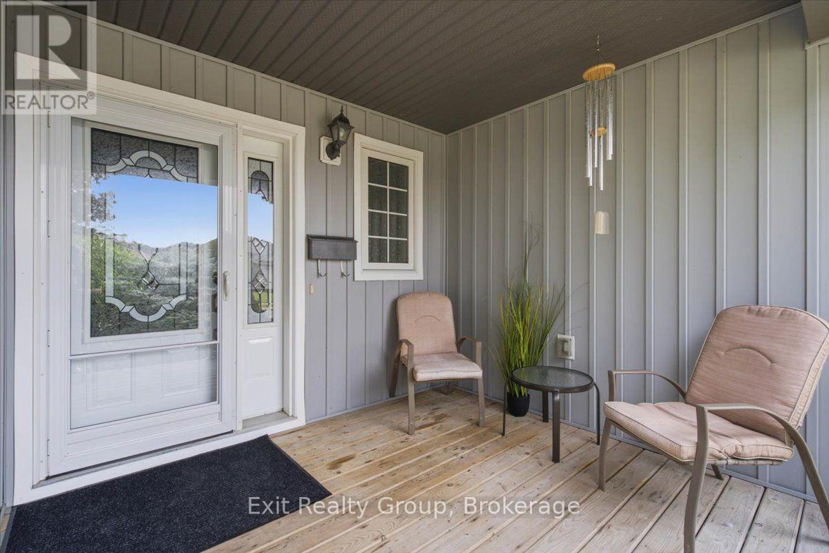 267 RAGLAN STREET - 2