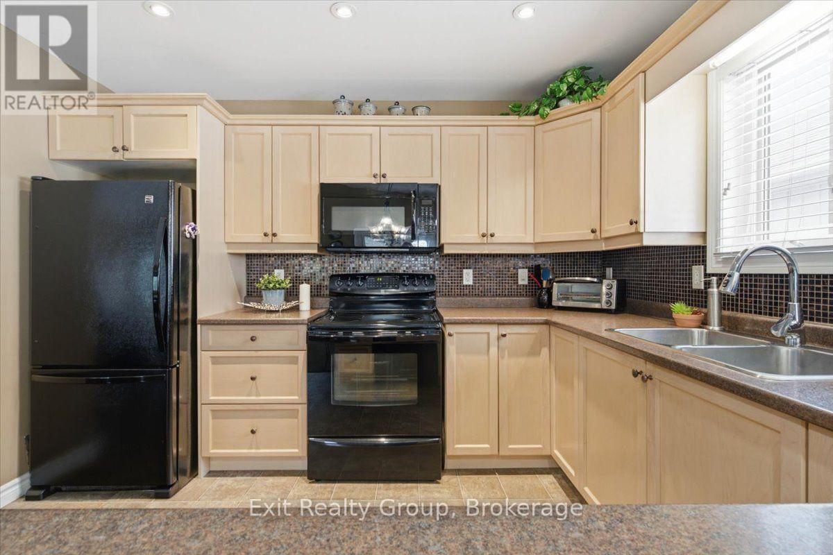 267 RAGLAN STREET - 16
