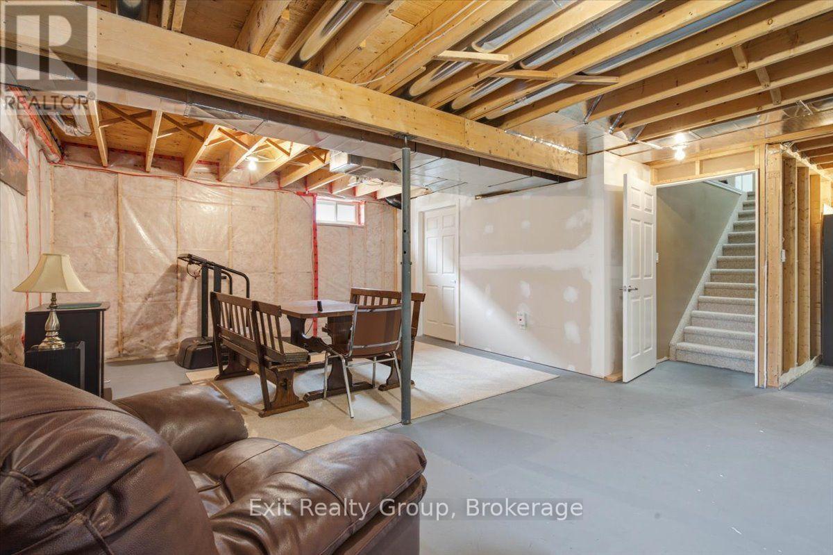267 RAGLAN STREET - 37