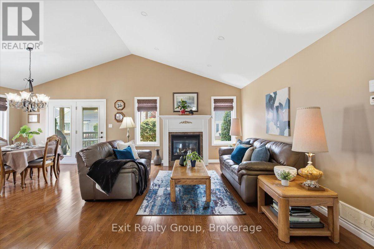 267 RAGLAN STREET - 9