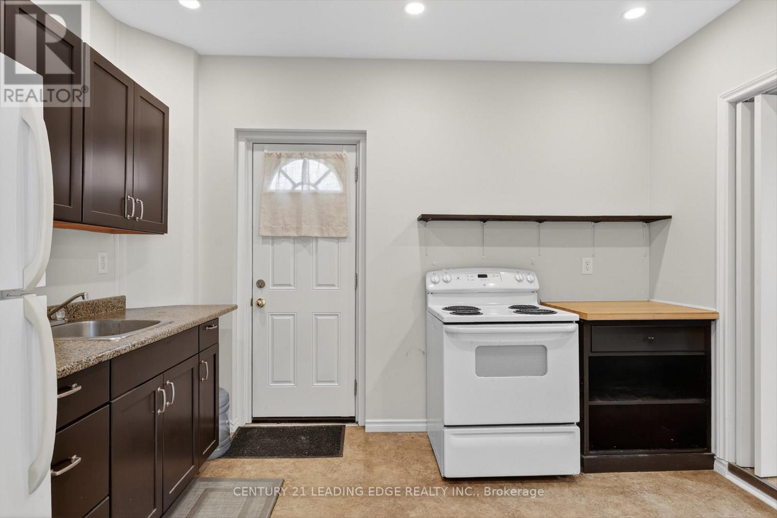 292-294 TOWNSEND STREET - 13