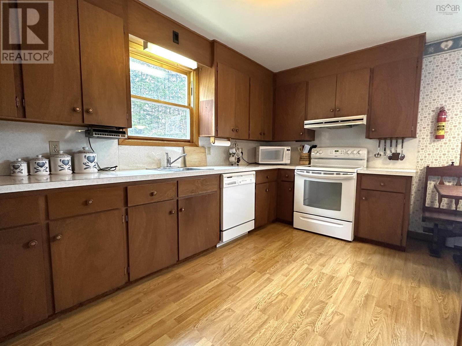24 Crowell Street - 2
