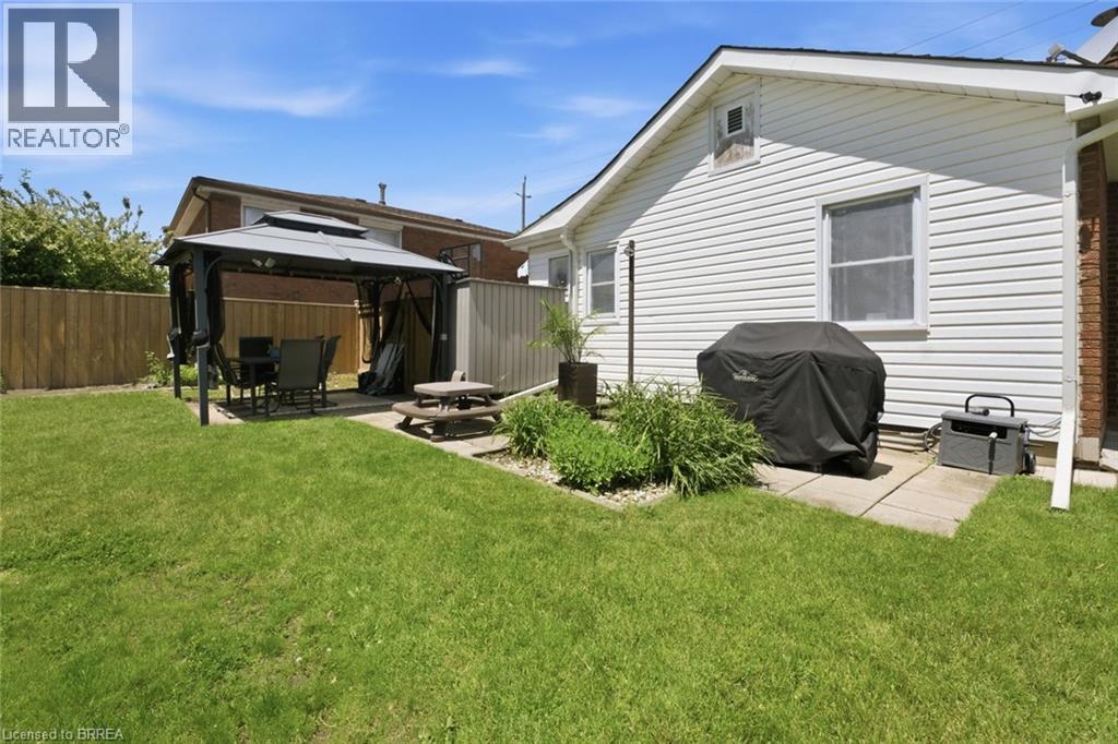 141 EAST Avenue - 22