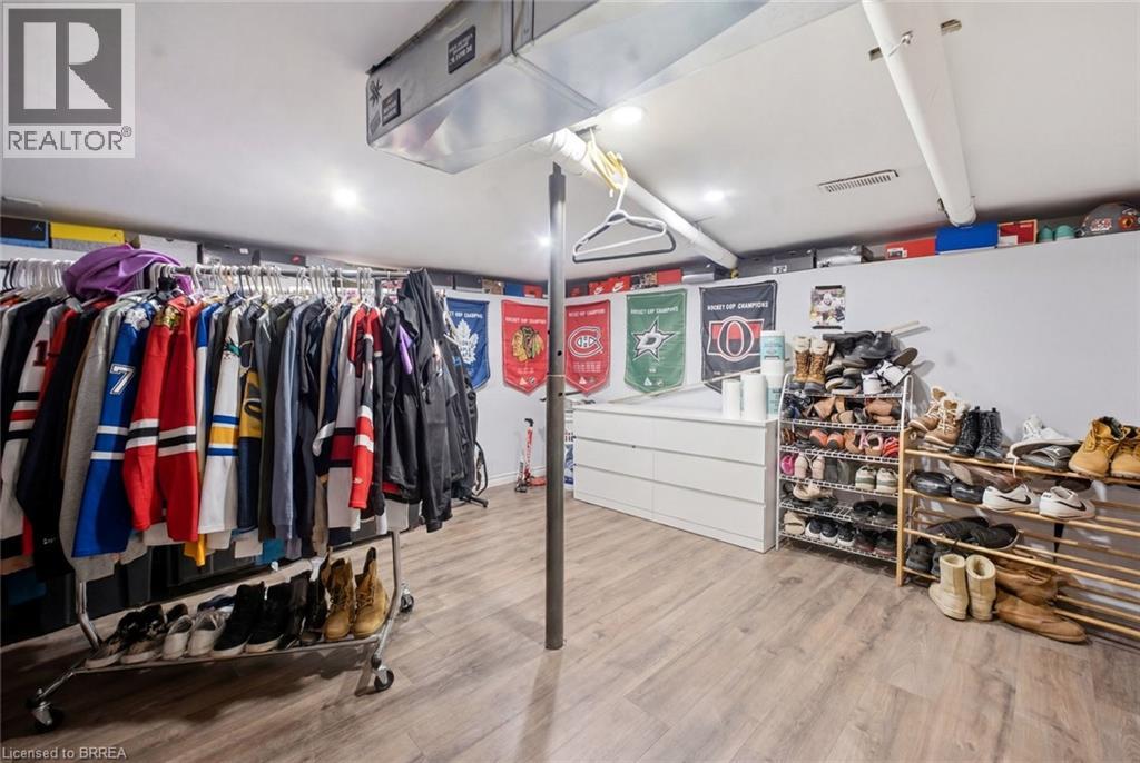 141 EAST Avenue - 18