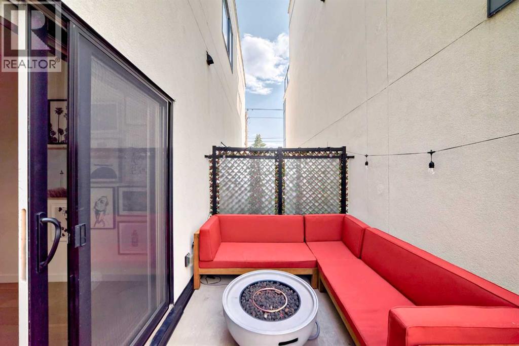 #109 15 Rosscarrock Gate SW - 12