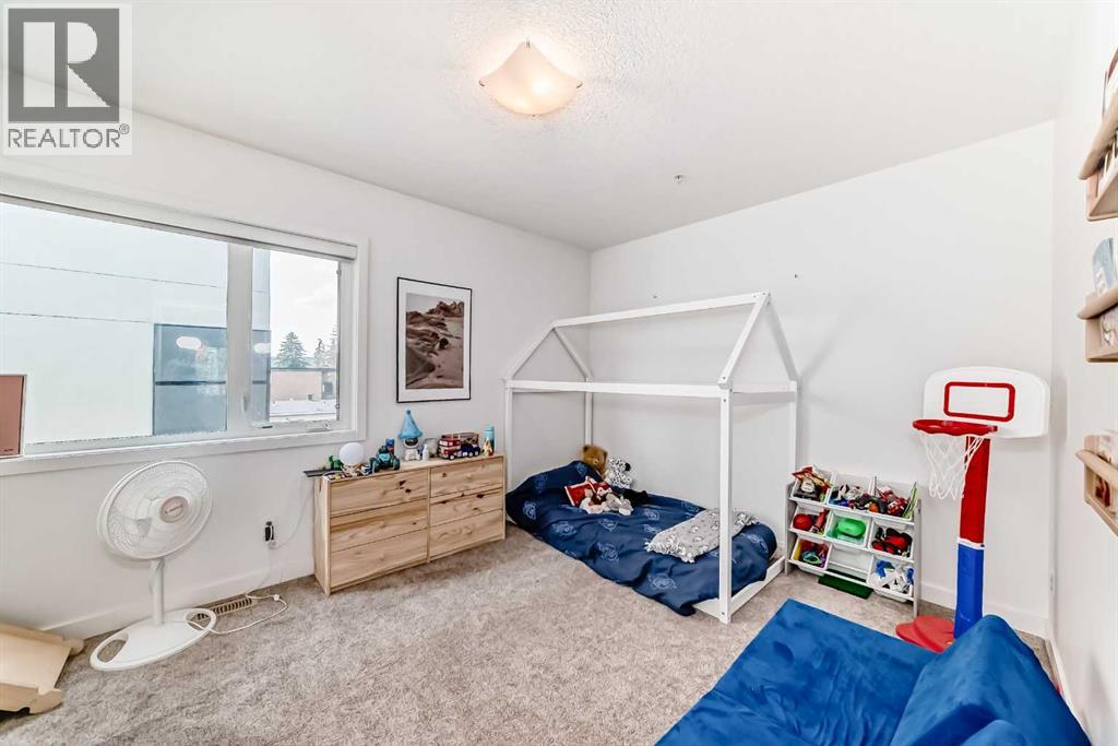 #109 15 Rosscarrock Gate SW - 28