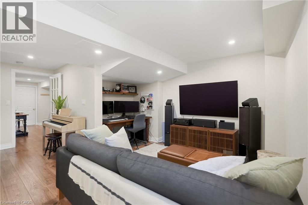 80 BOUSFIELD Rise - Image 38