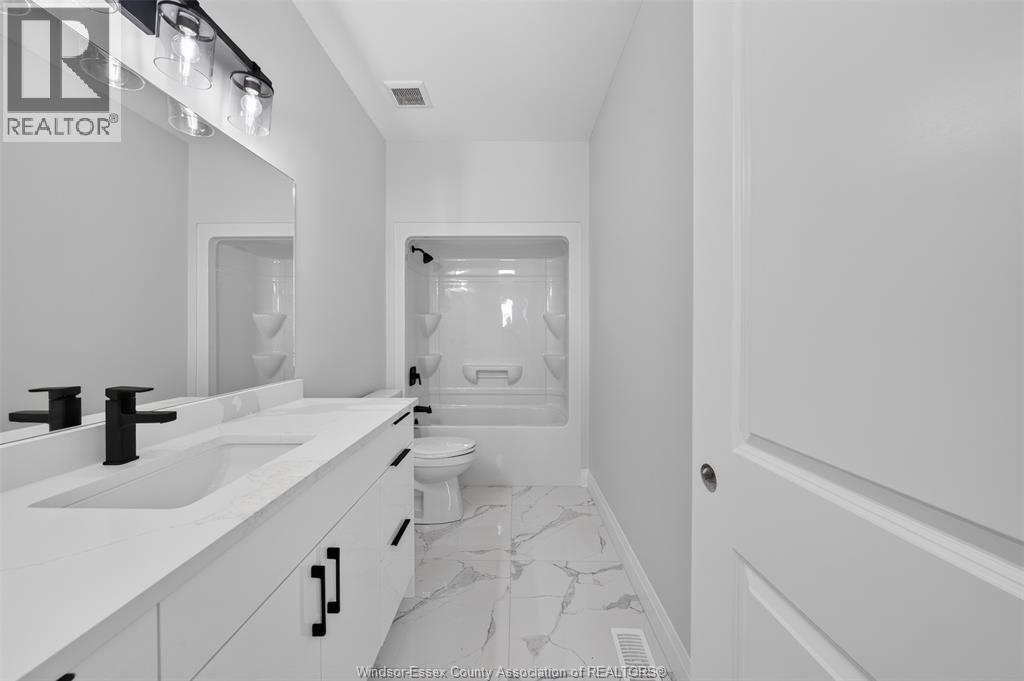 1920 SANNITA AVENUE - 12
