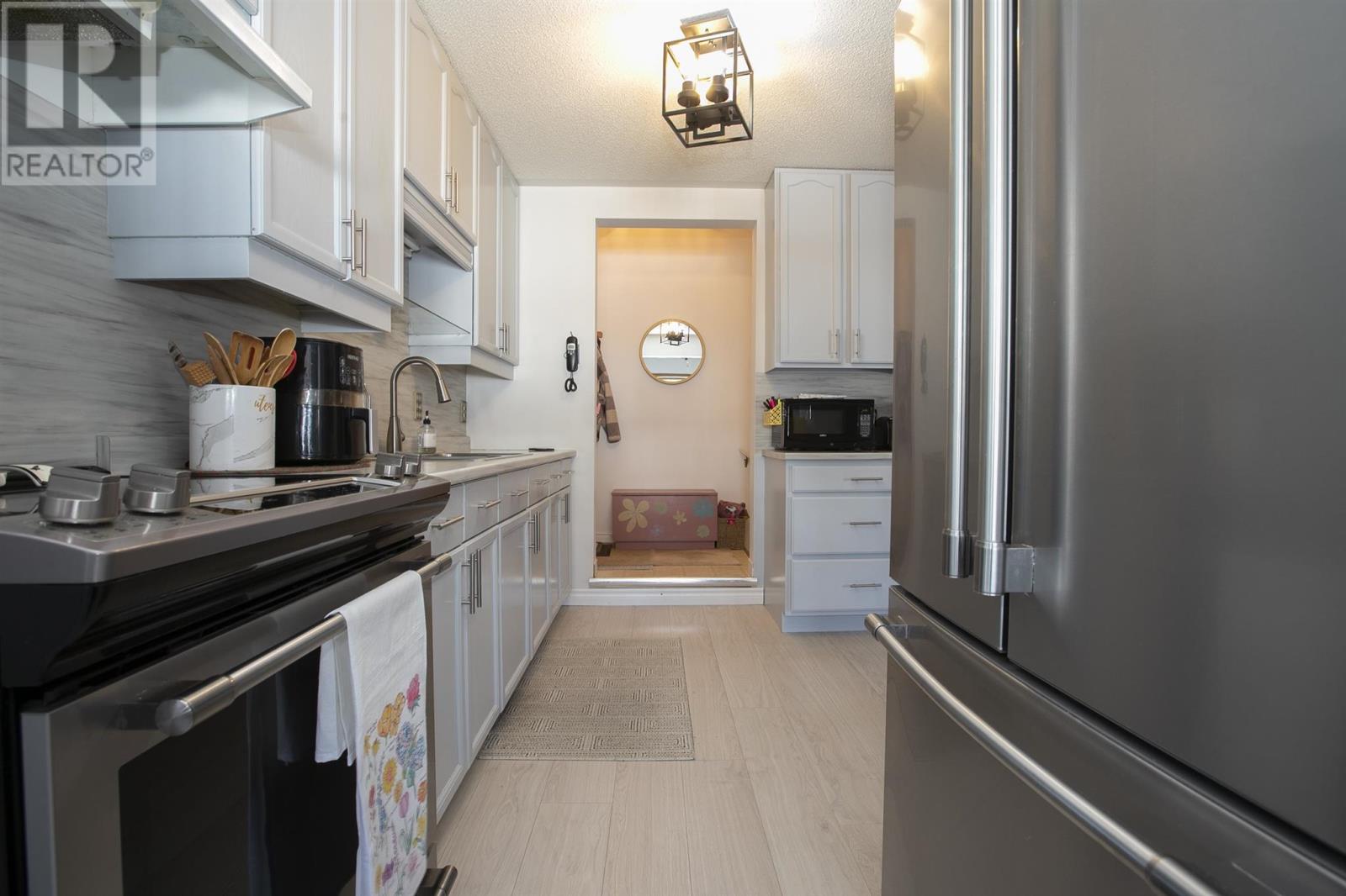 1015 Lake ST - 17