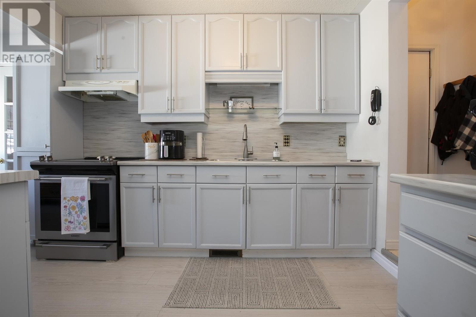 1015 Lake ST - 19