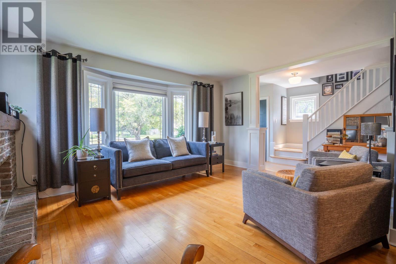 71 Summit AVE - 10