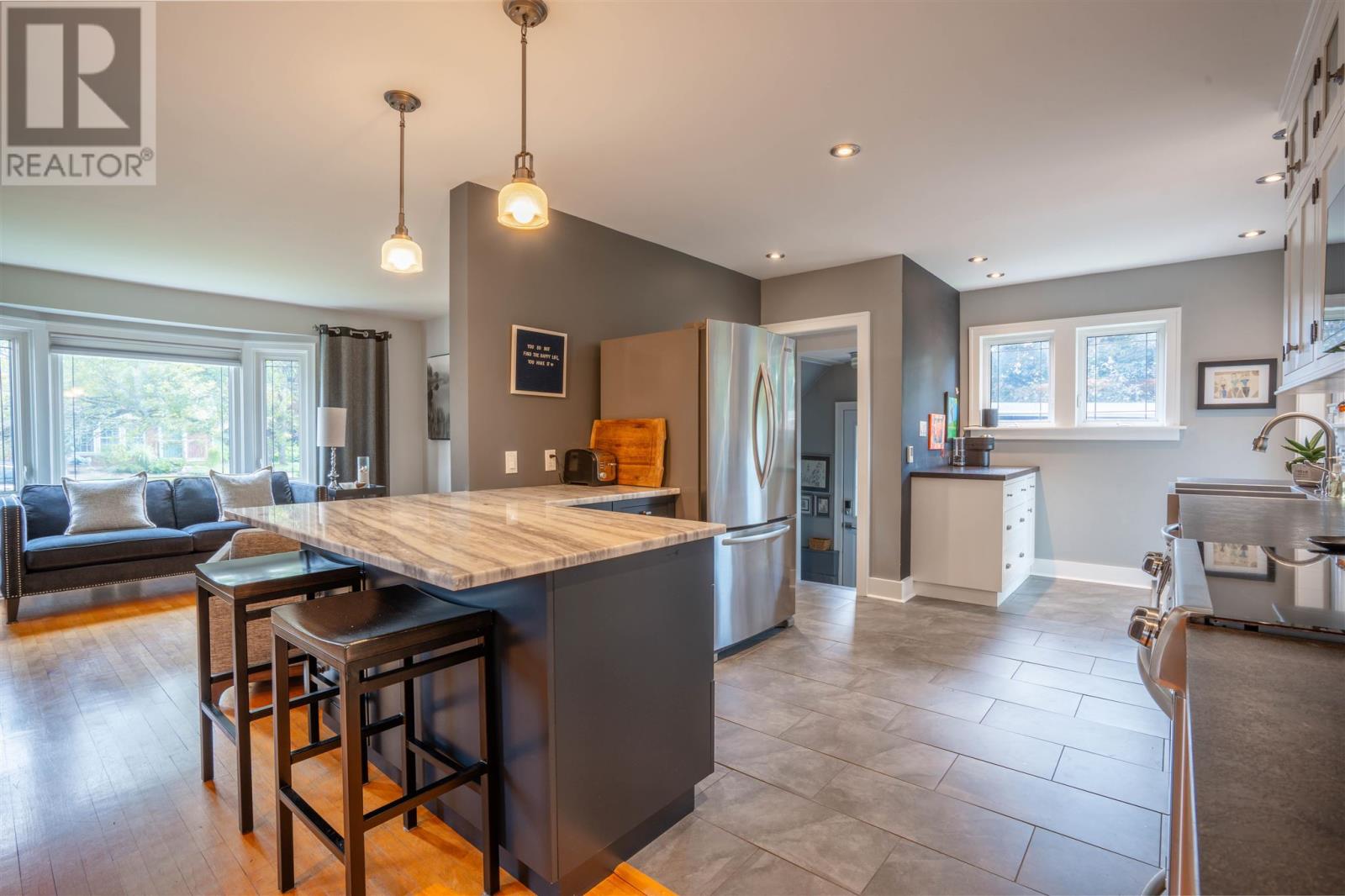 71 Summit AVE - 12