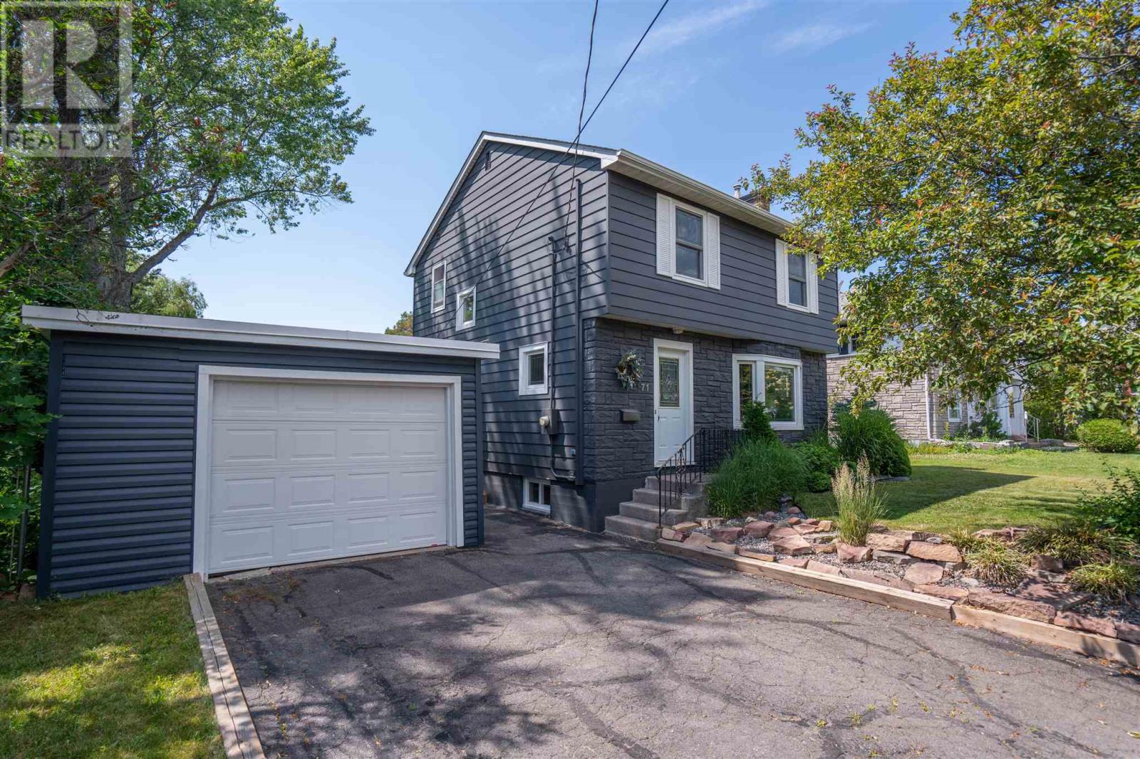 71 Summit AVE - 3