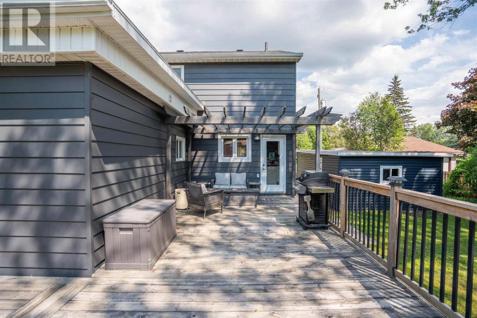 71 Summit AVE - 35