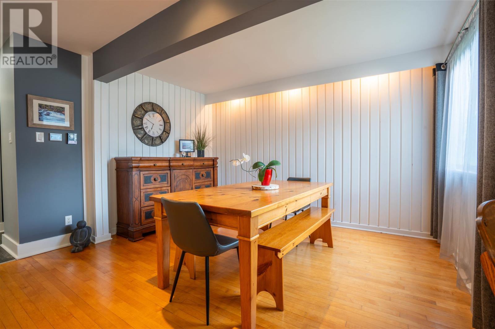 71 Summit AVE - 18