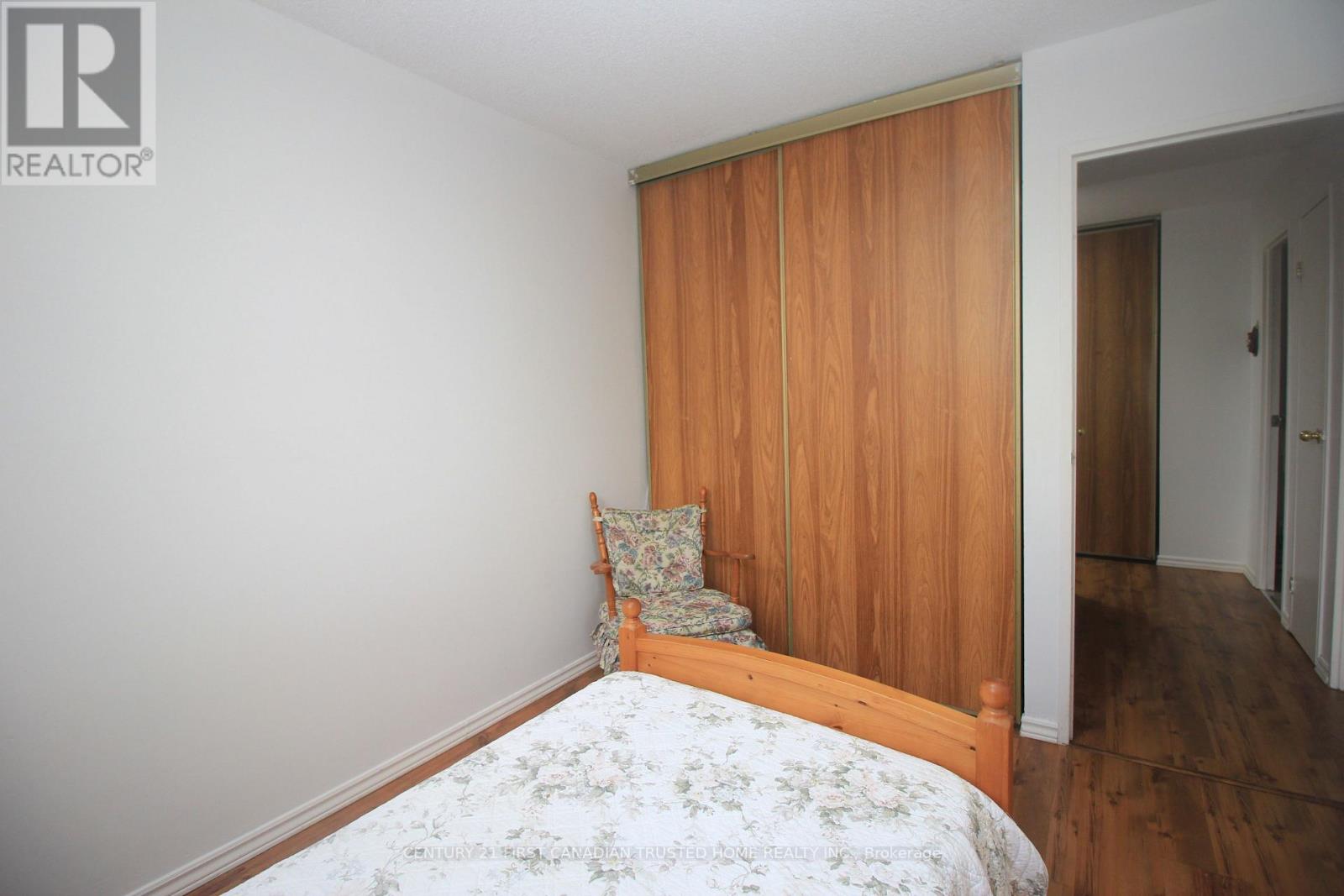 #301 1105 JALNA BOULEVARD - 17