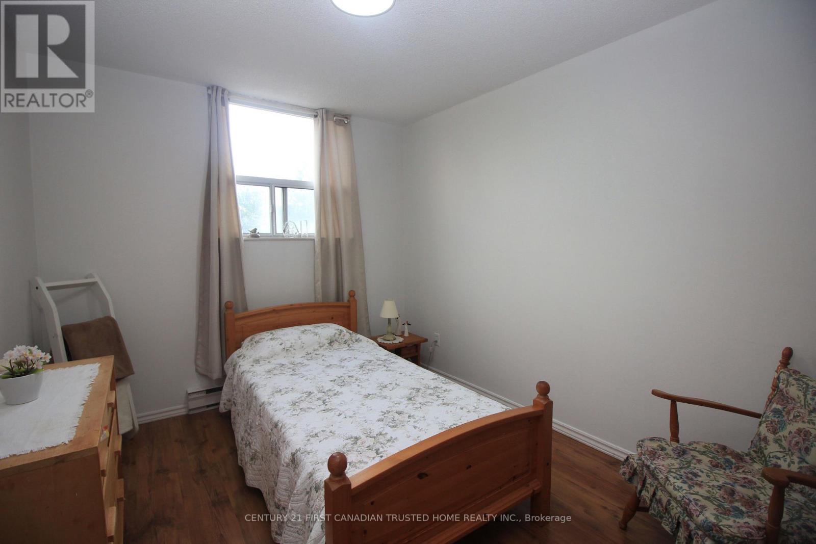 #301 1105 JALNA BOULEVARD - 16