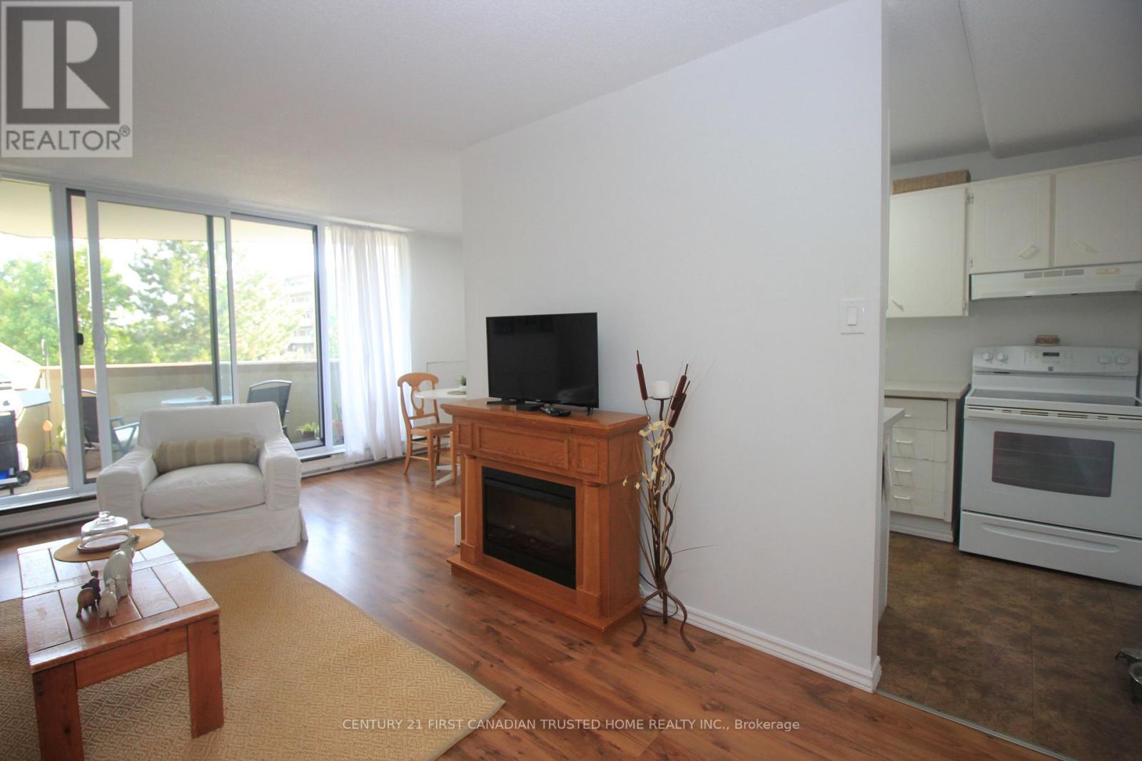 #301 1105 JALNA BOULEVARD - 7