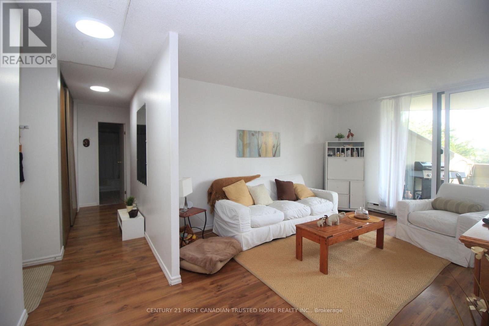#301 1105 JALNA BOULEVARD - 5