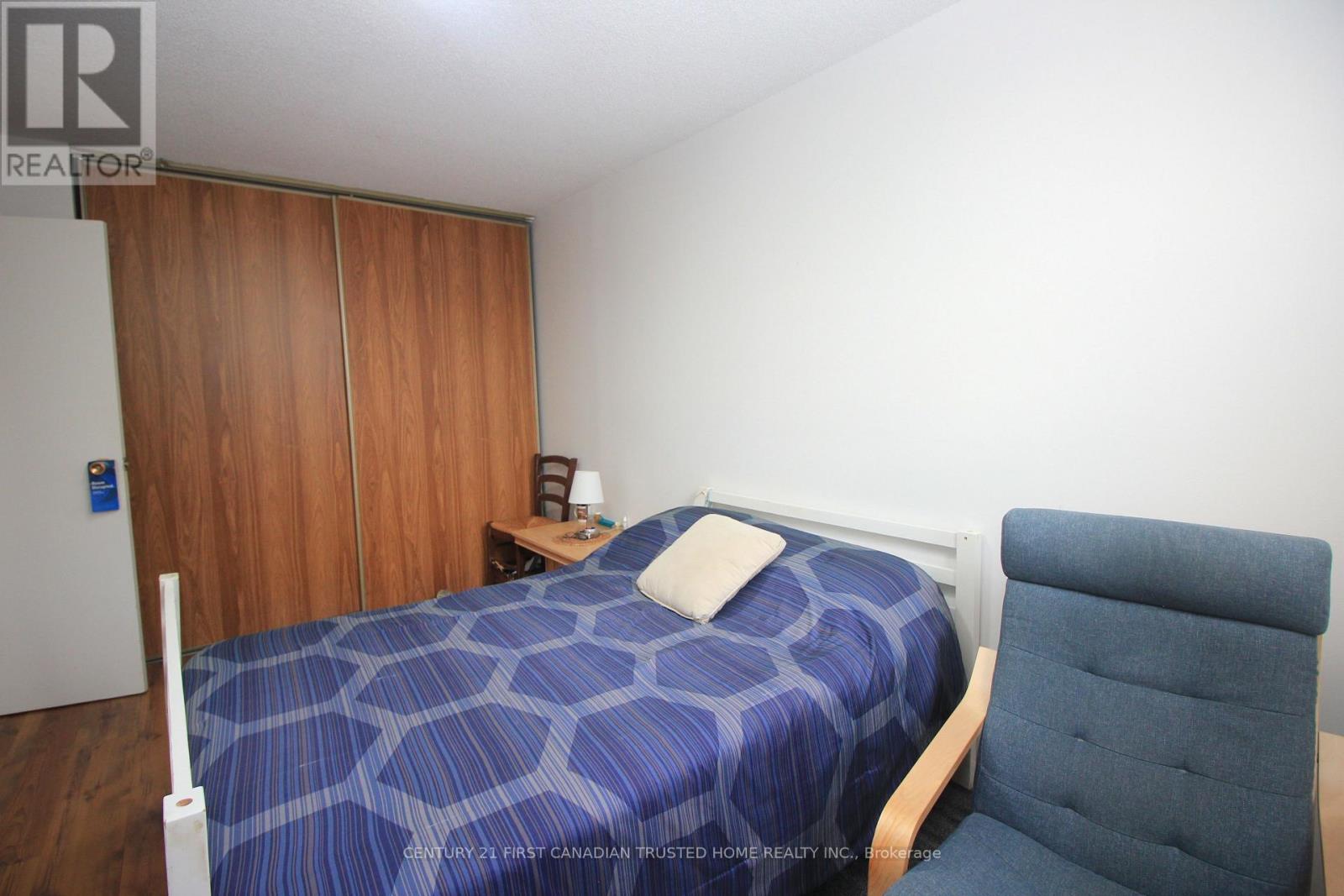 #301 1105 JALNA BOULEVARD - 15