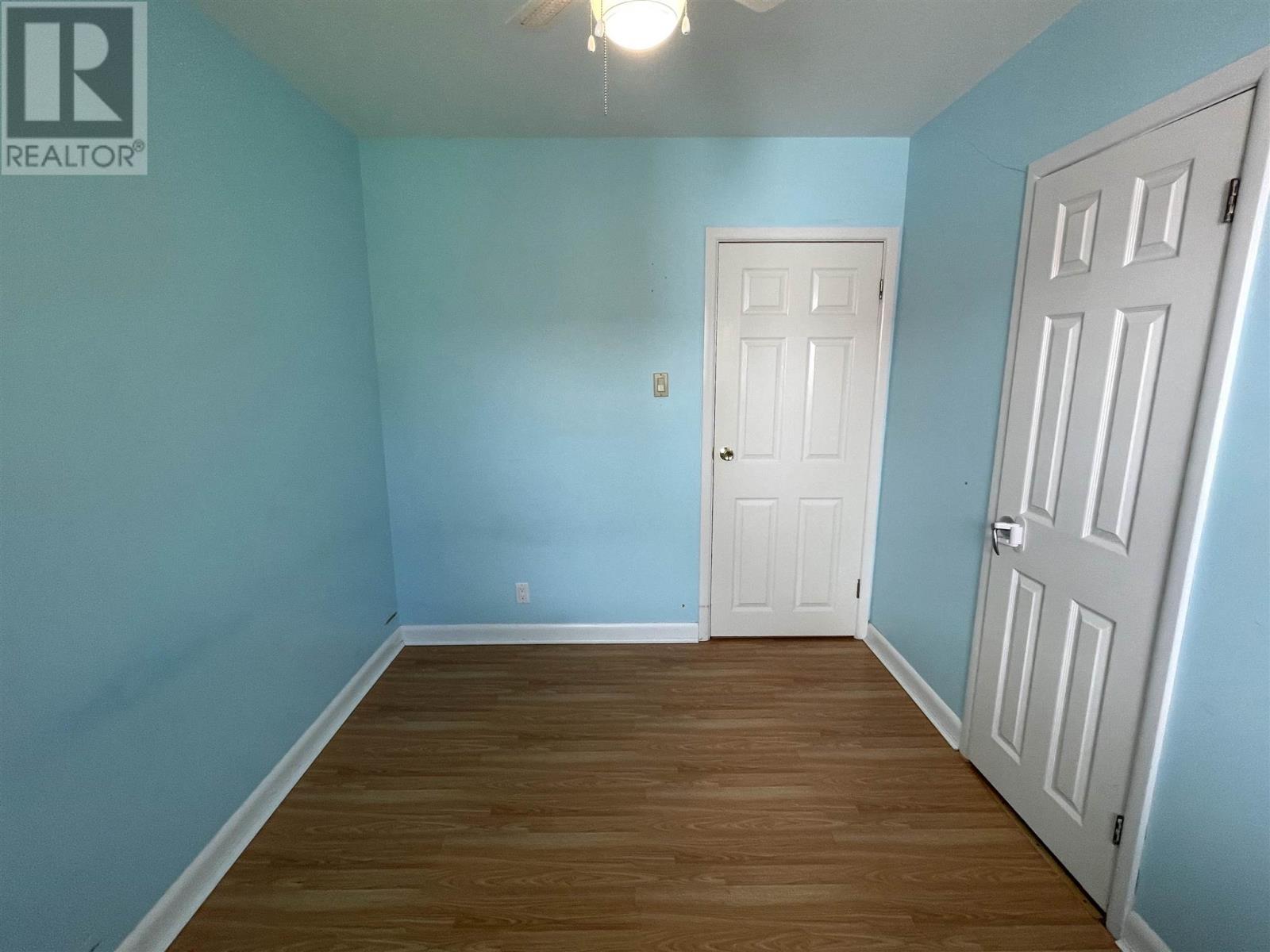 174 Axmith AVE - 10