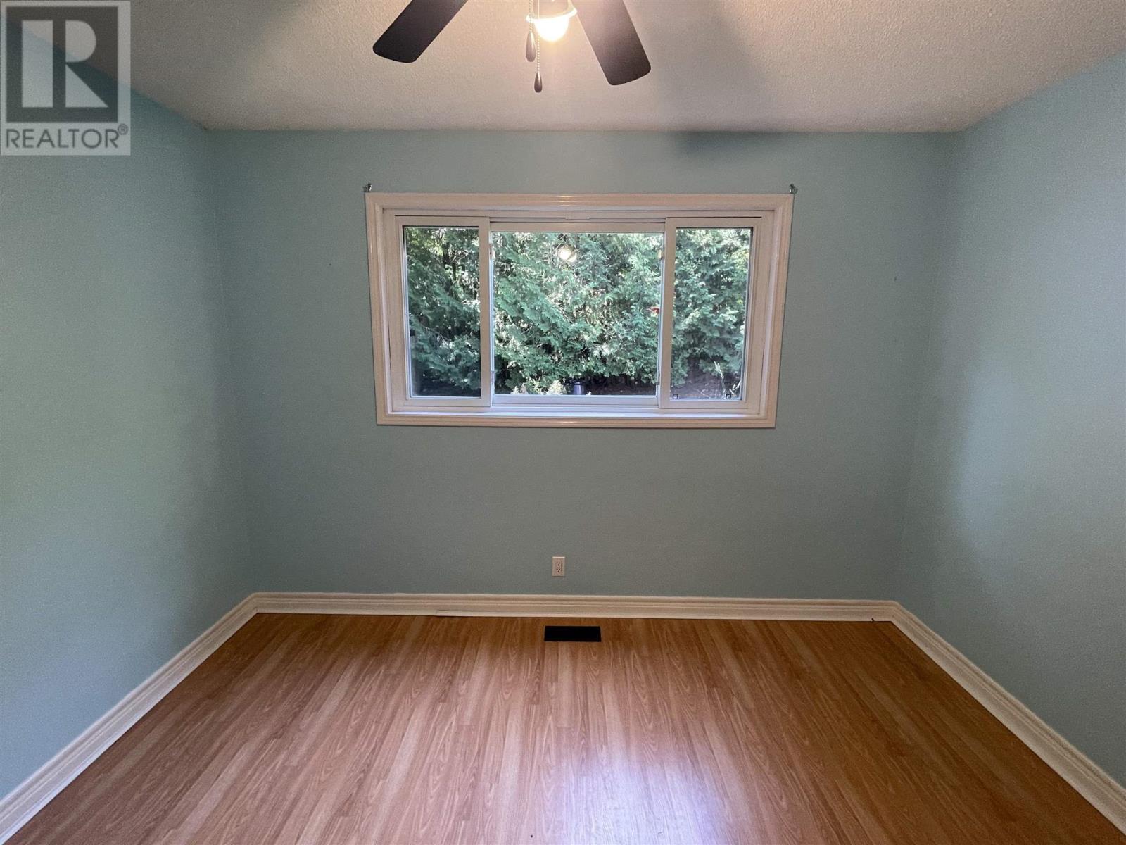 174 Axmith AVE - 13