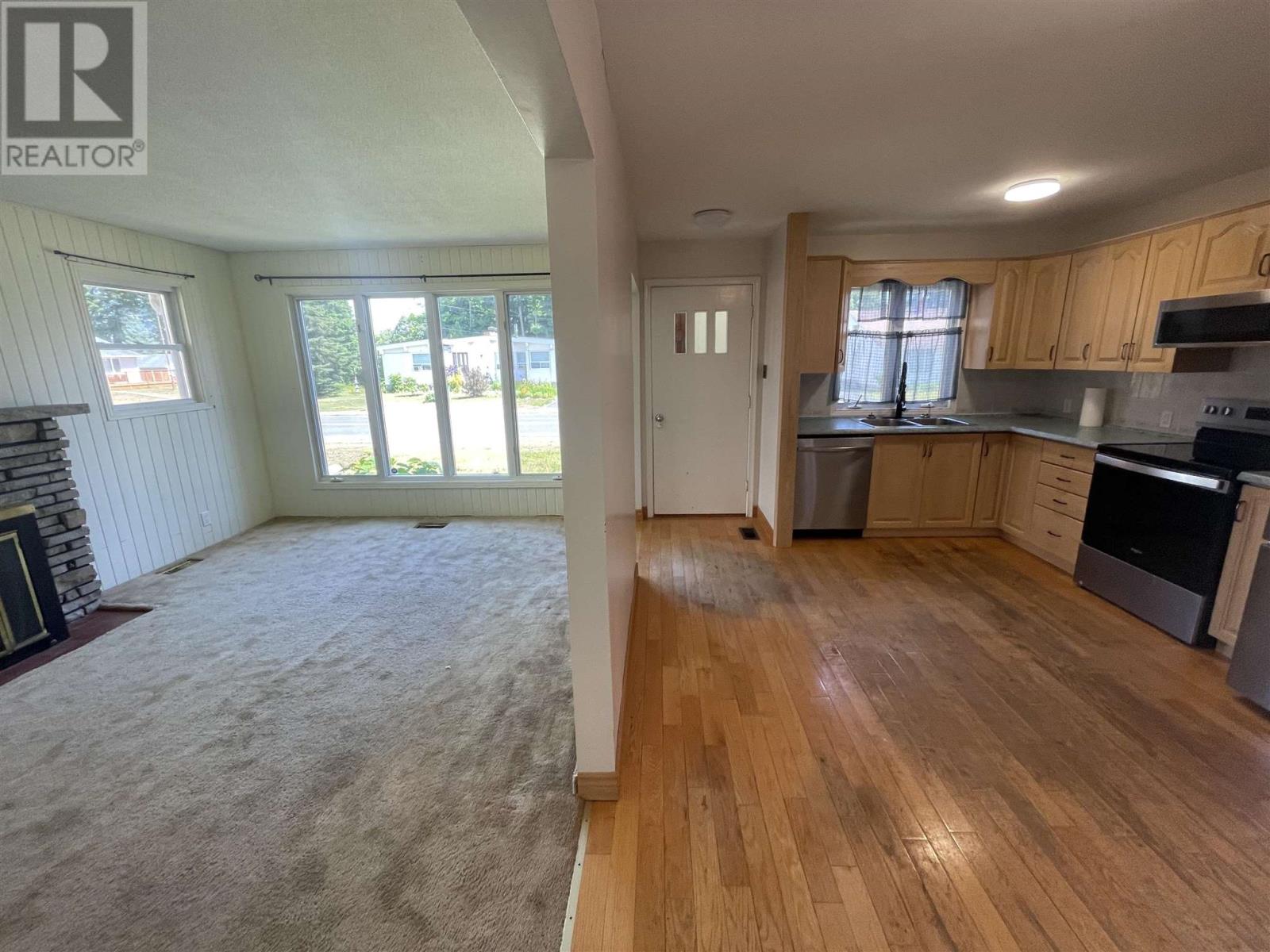 174 Axmith AVE - 2
