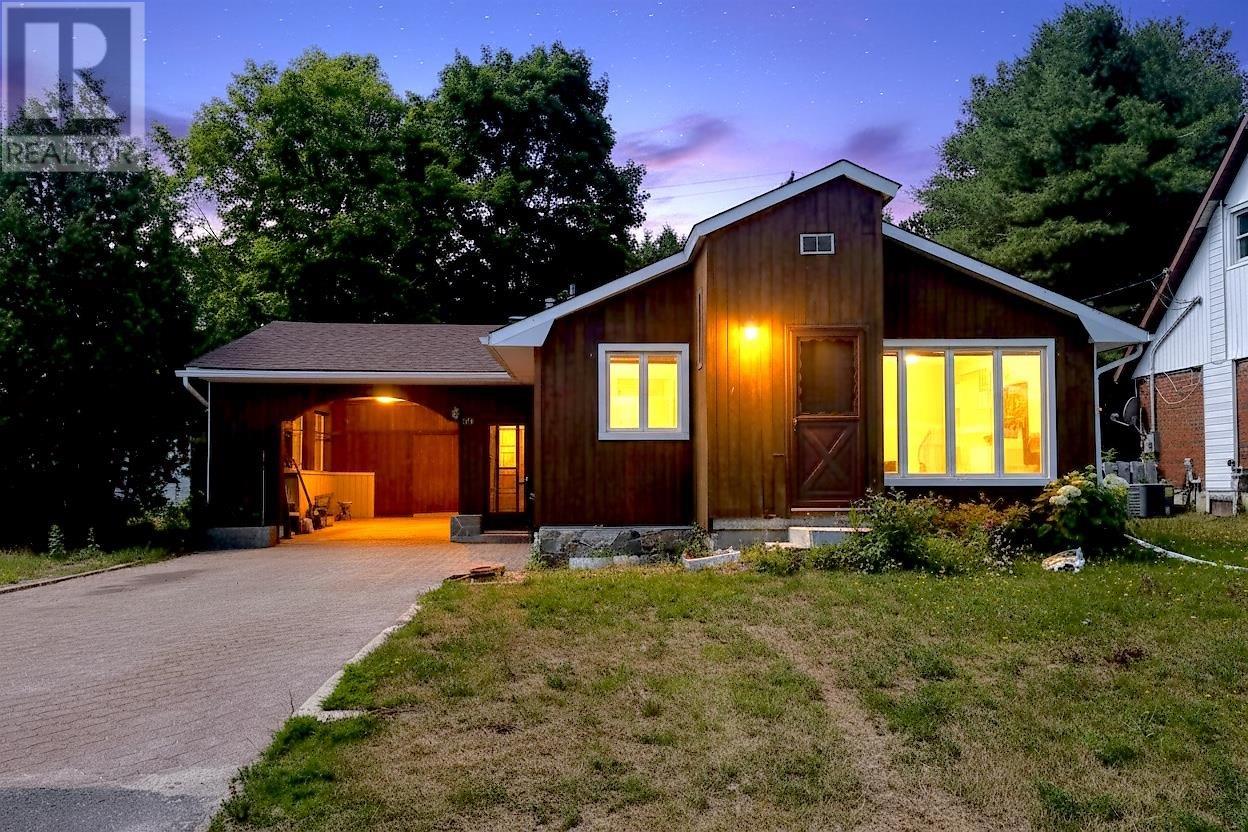 174 Axmith AVE - 33