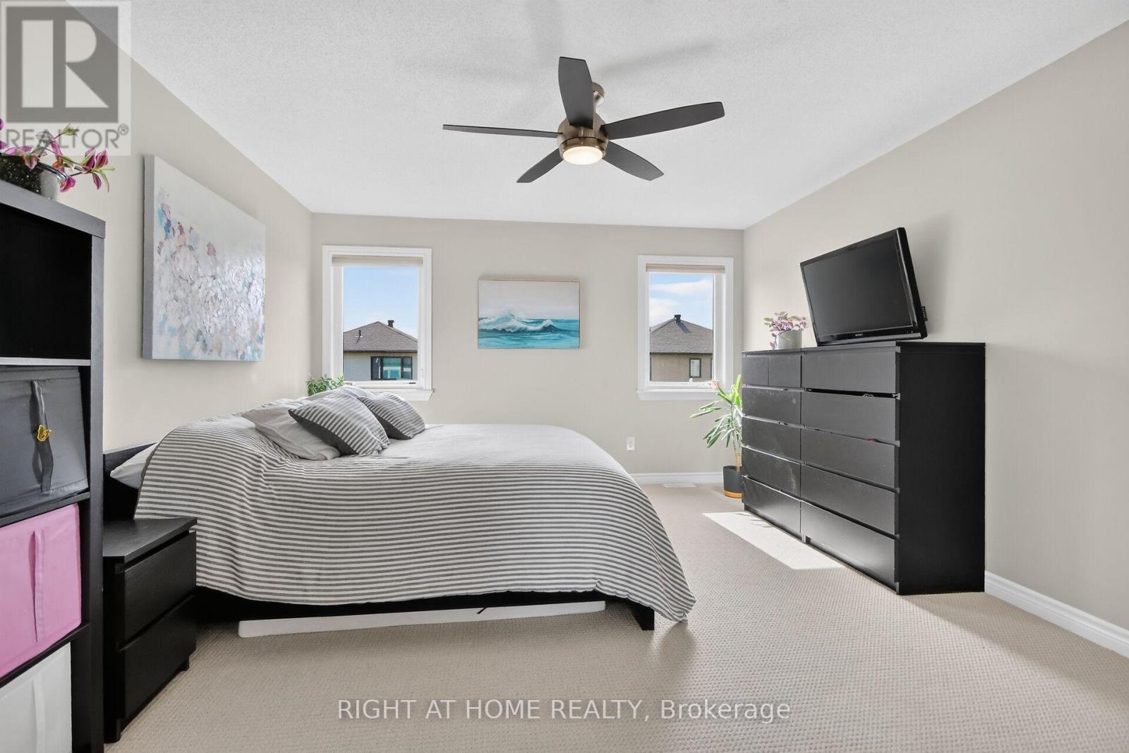 207 MARETH WAY - 22