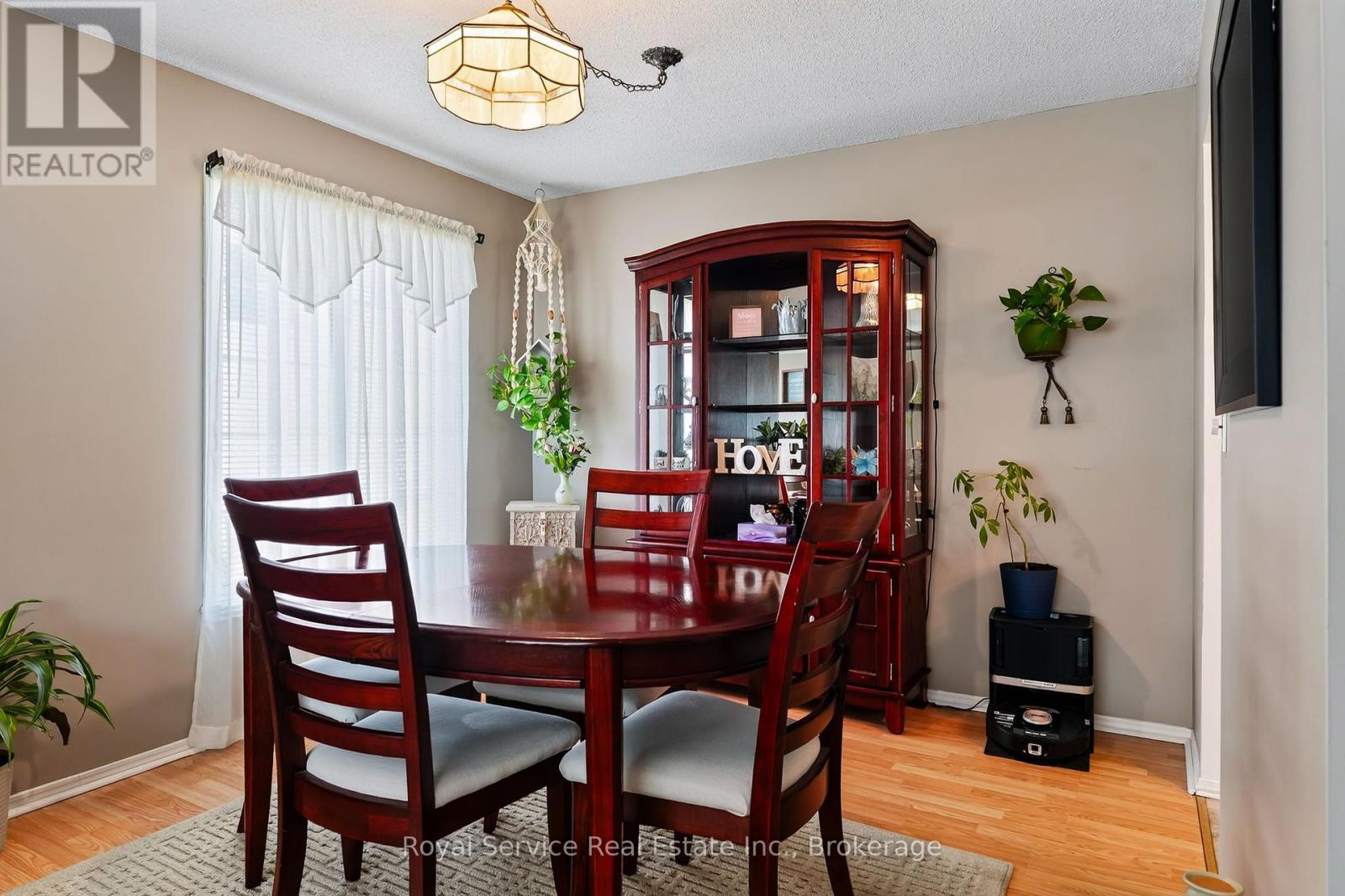 32 HEWSON DRIVE - 11