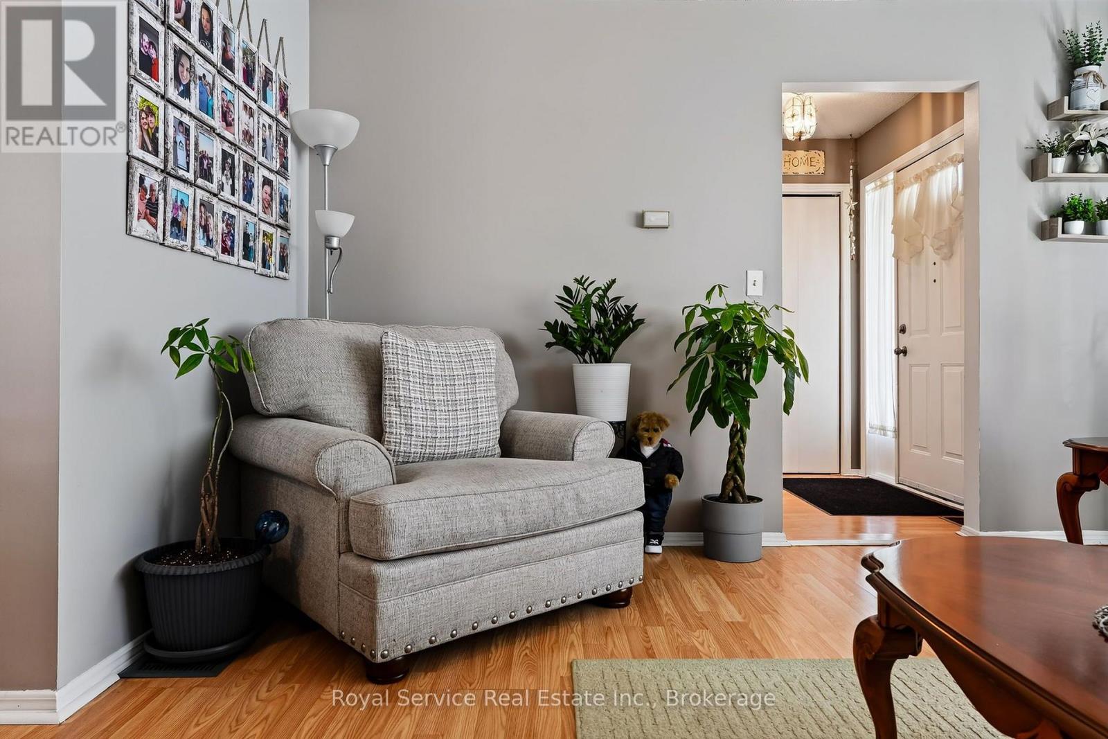 32 HEWSON DRIVE - 7