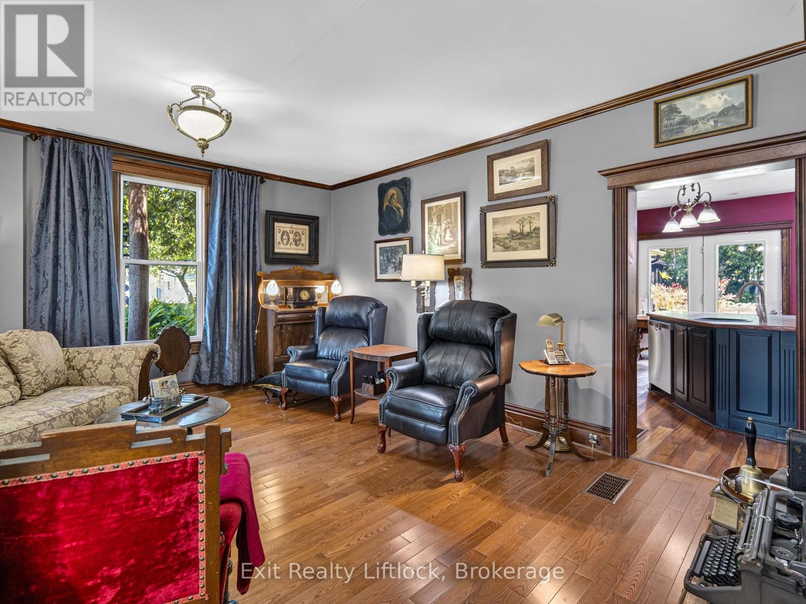 19 QUEEN STREET - 9