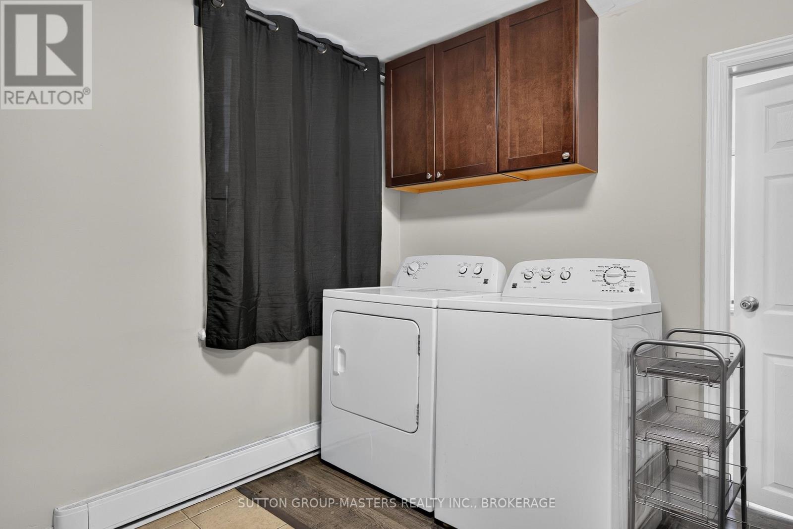 380 BARRIE STREET - 10