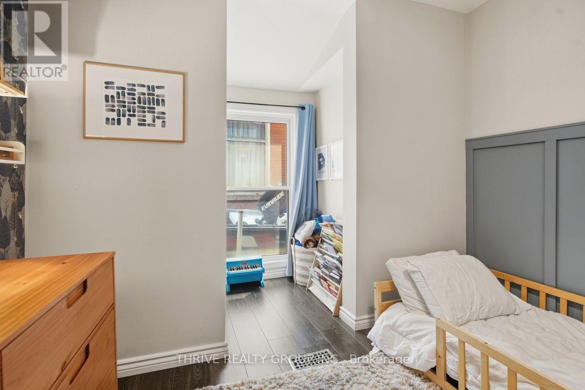 176 CENTRE STREET - 23