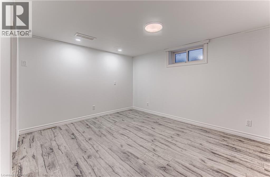 51 ROSEMOUNT Drive - 23