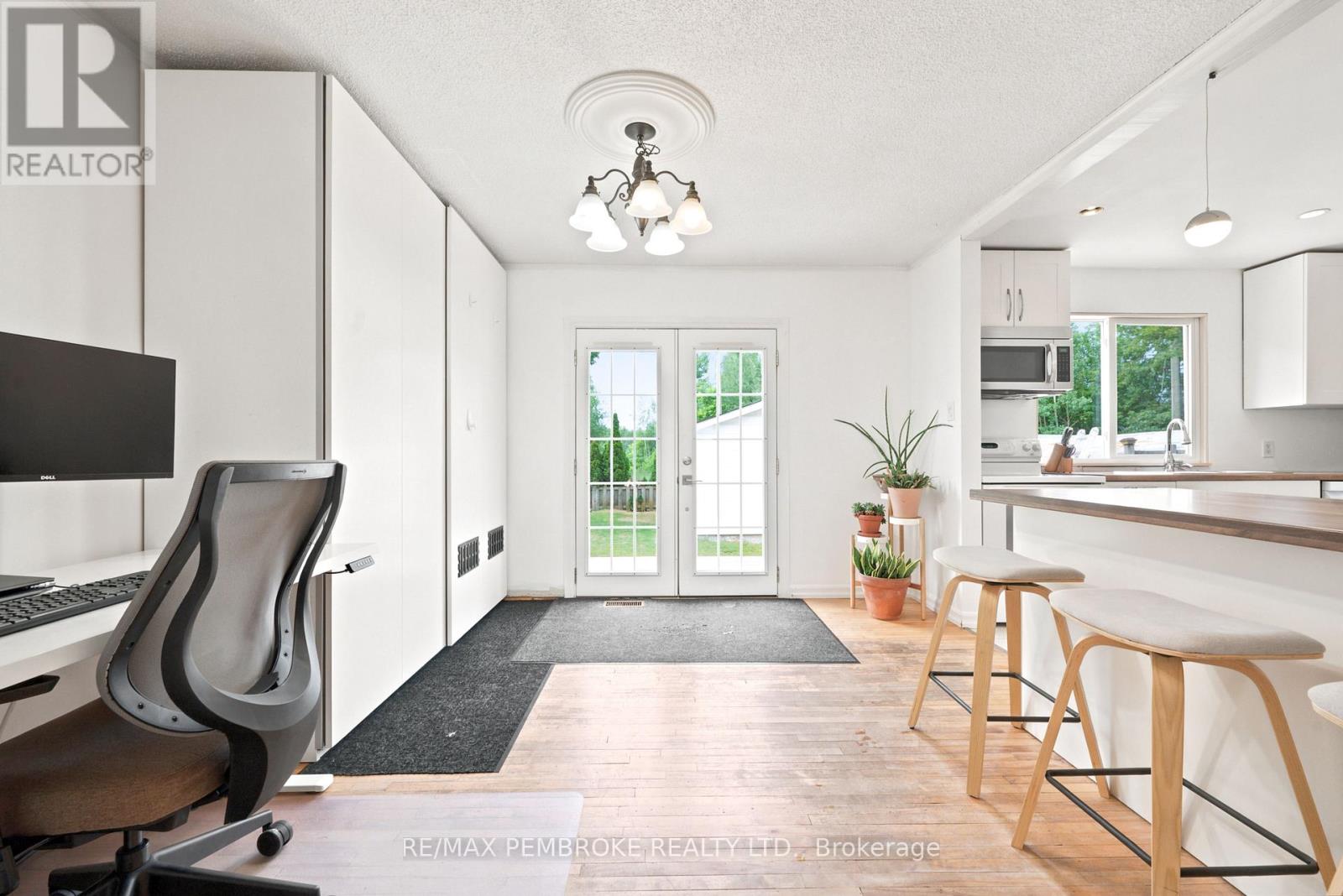 117 ALGONQUIN STREET - 11