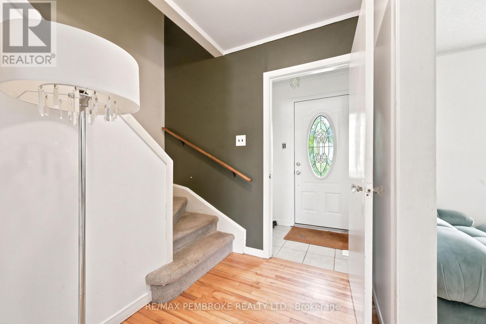 117 ALGONQUIN STREET - 13