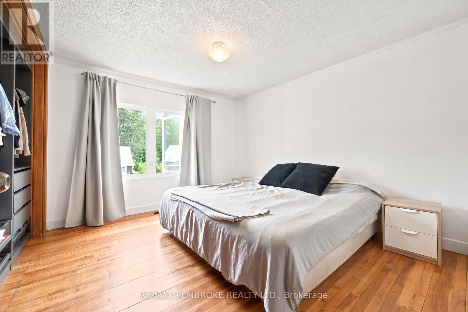 117 ALGONQUIN STREET - 23