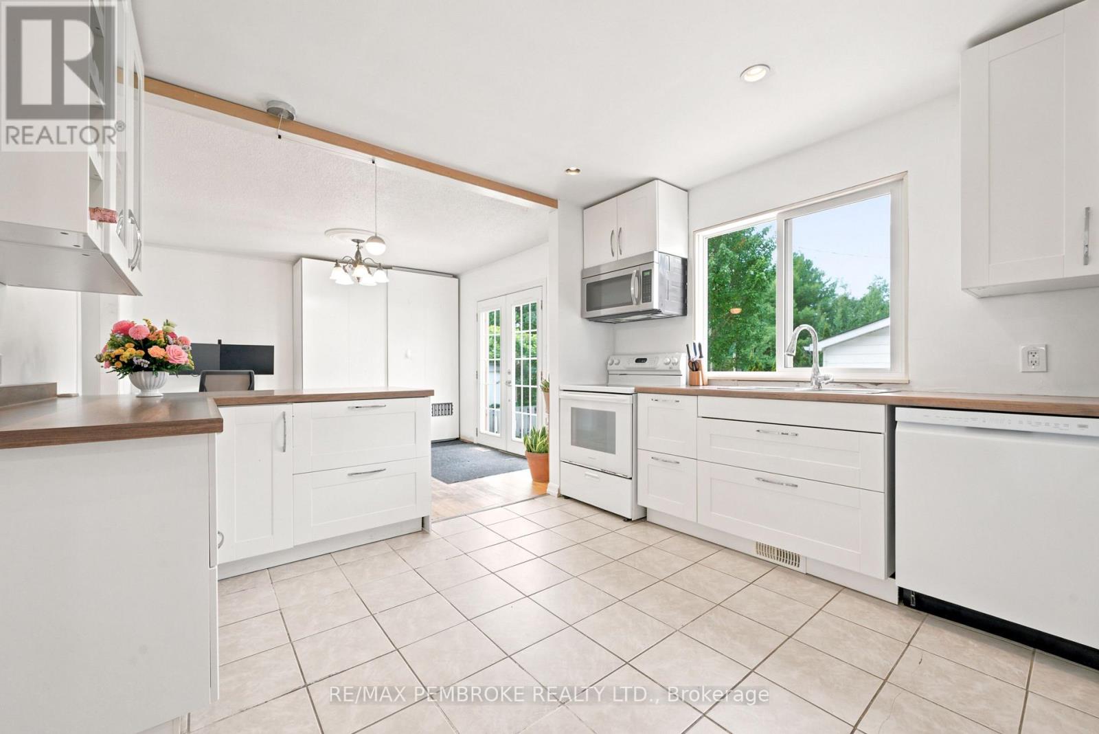 117 ALGONQUIN STREET - Image 5