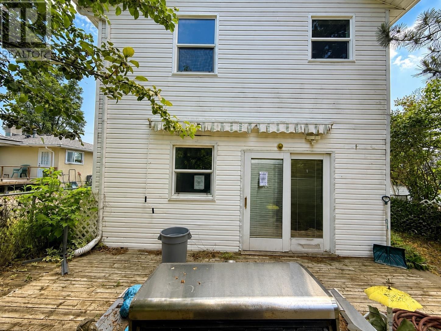 160 Bruce ST - 37