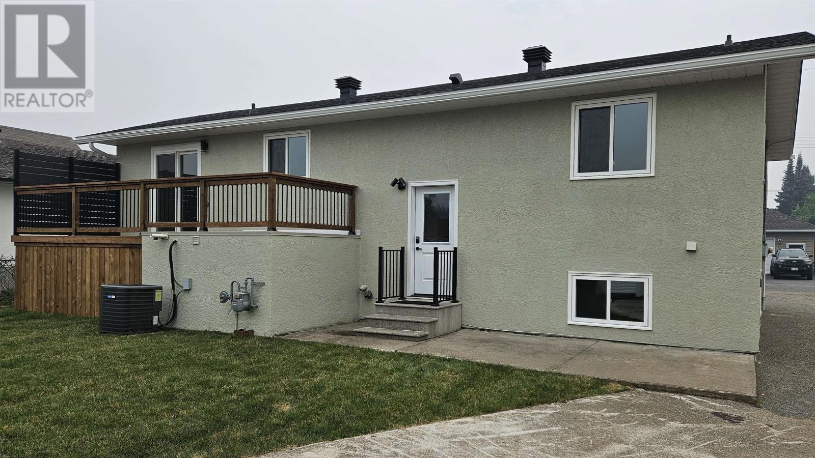 72 Brent ST - 42